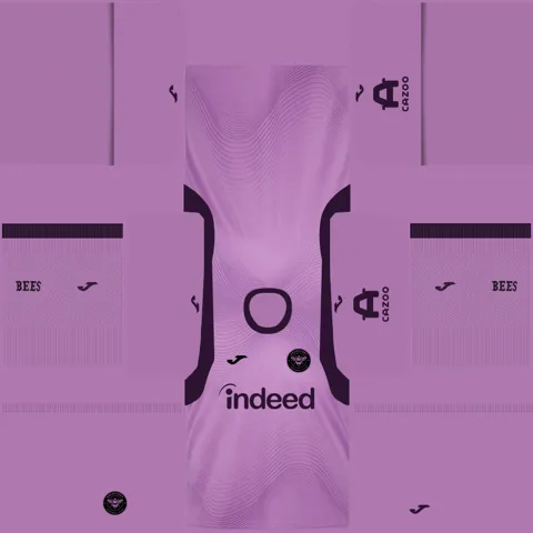 Brentford Third GK kit